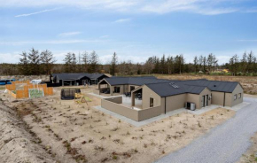 Awesome Home In Ålbæk With Wifi